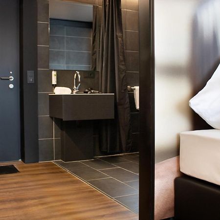 Rhe Hotel By Wmm Hotels Rheinau Bagian luar foto