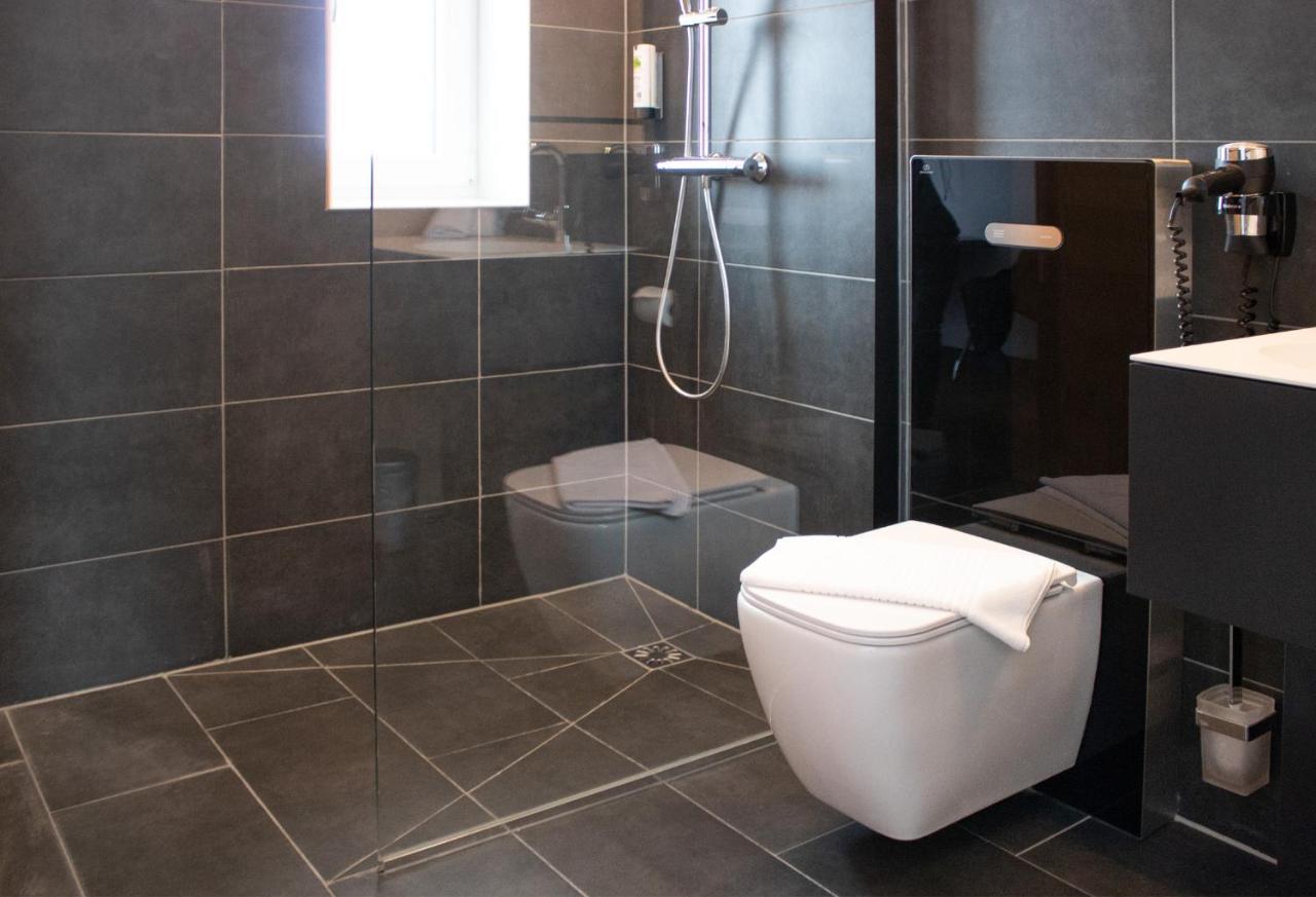 Rhe Hotel By Wmm Hotels Rheinau Bagian luar foto
