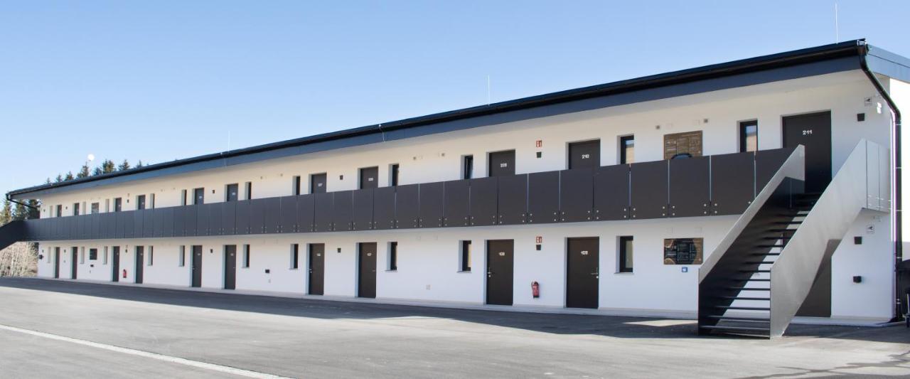 Rhe Hotel By Wmm Hotels Rheinau Bagian luar foto